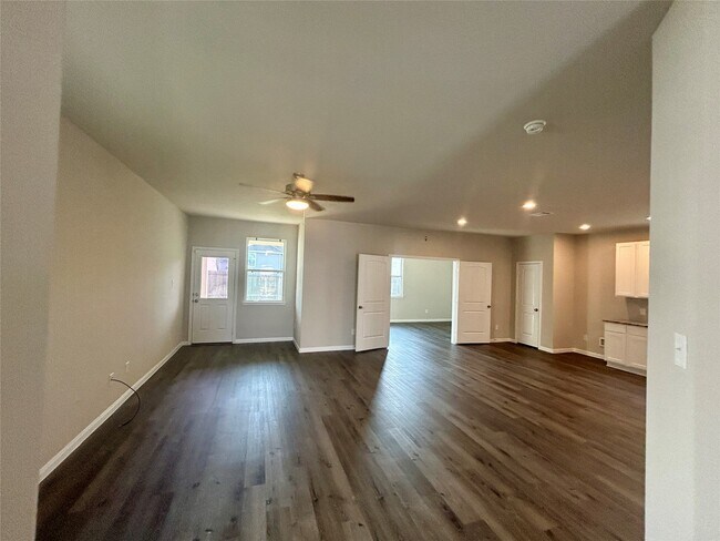 Foto del edificio - 2831 August Mist Ln