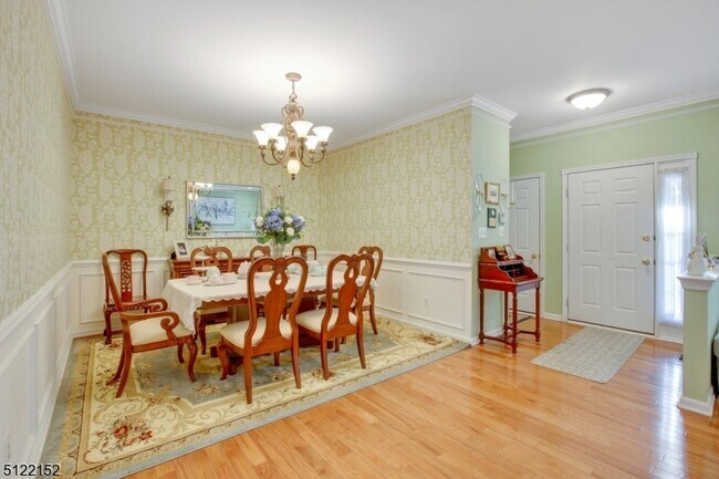 Building Photo - 238 Patriot Hill Dr