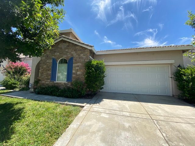 Foto principal - 1901 Charm Way