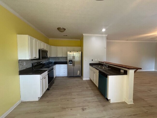 Foto del edificio - All electric 2 story home in Great Acres          20260608