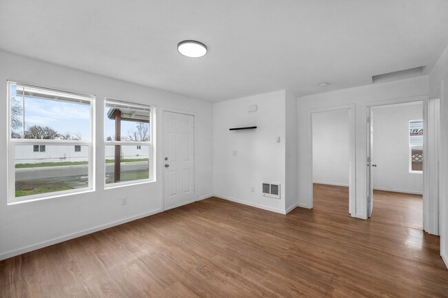 Building Photo - 13325 W 12th Ave