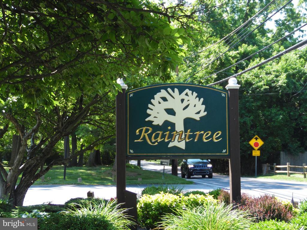 Foto principal - 1602 Raintree Ln
