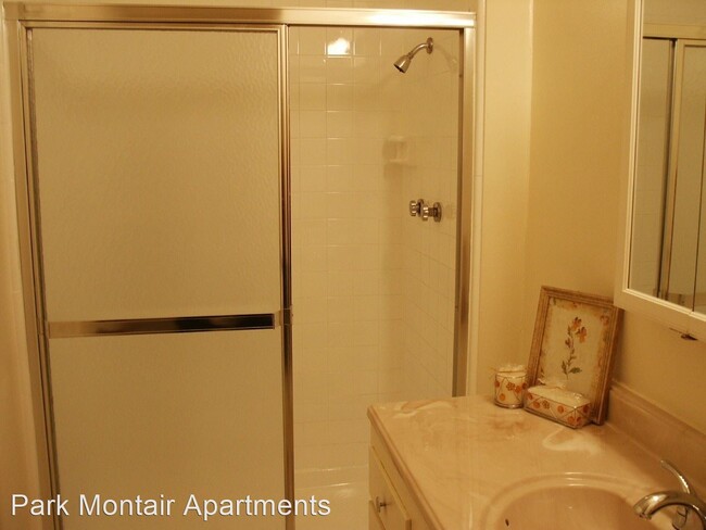 Foto del edificio - 5424-4550 E Arbor Rd
