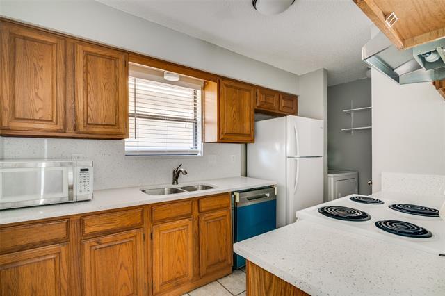 Foto del edificio - 2400 Guerrero Dr