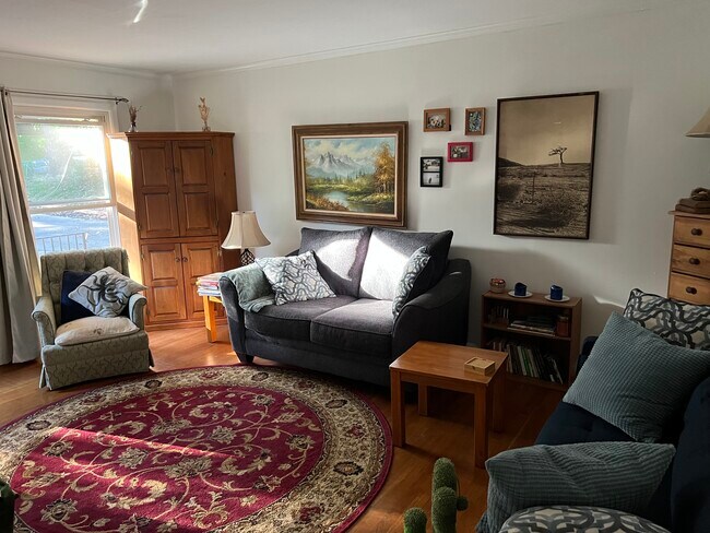 Foto del edificio - 640 Collingwood Dr