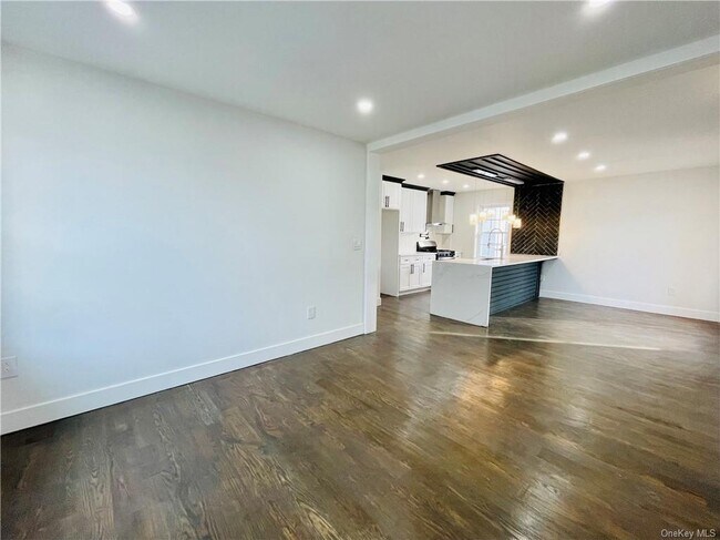 Building Photo - 30 Rockland St