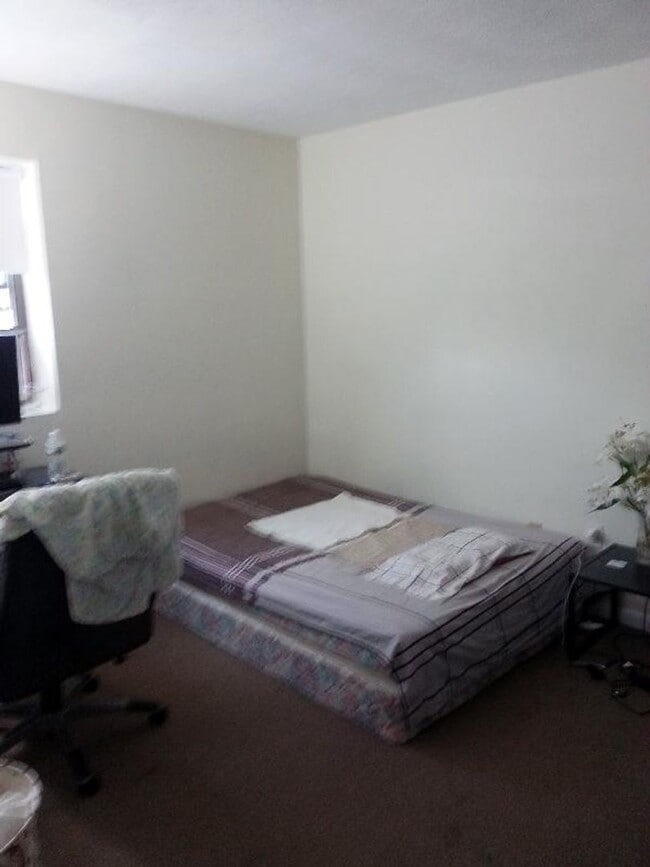 Photo - 9/1 ALLSTON 2 BED *NO FEE* House