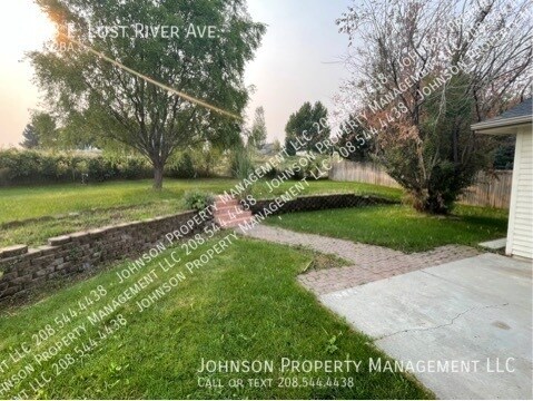 Building Photo - 2028 E Lost River Ave, Nampa