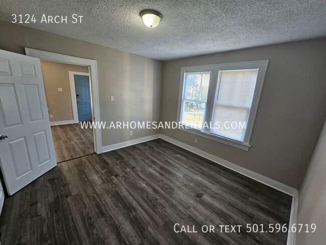Building Photo - 3124 S Arch St