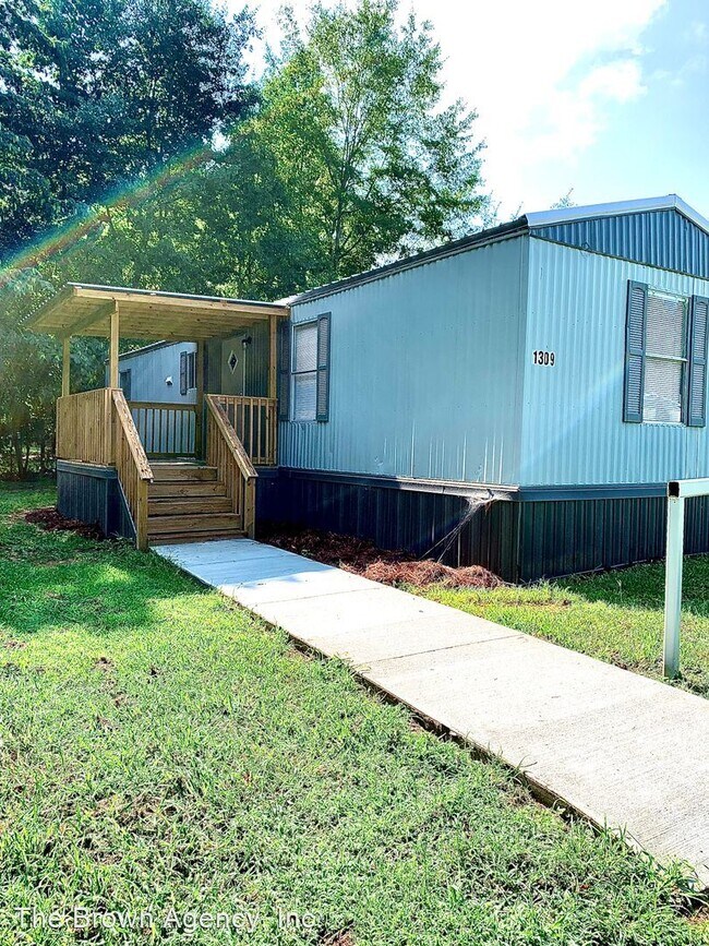 Foto del edificio - 2 br, 1 bath House - 1309 Lee Rd 166