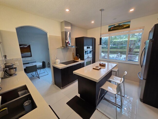 Foto del edificio - 11260 NW 84th St