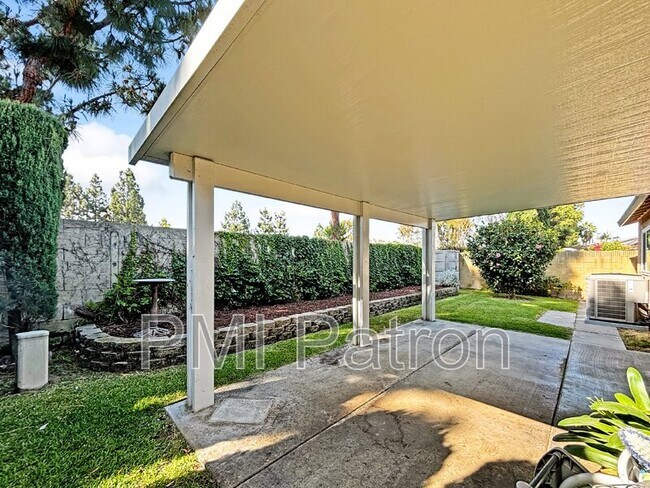 Foto del edificio - 13268 Droxford Street