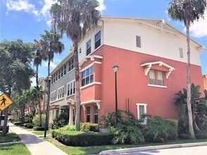 Building Photo - 433 Amador Ln