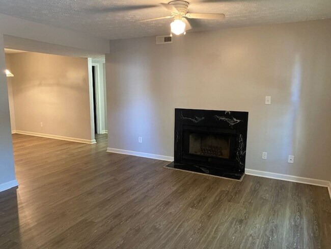 Building Photo - 281B Patriot Lane