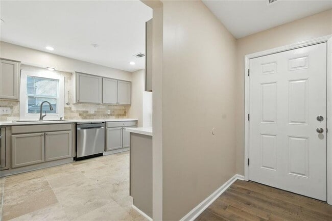 Building Photo - 4445 Aspen Woods Ct