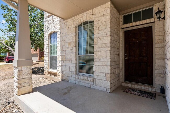 Foto del edificio - 124 Amberwood Ct