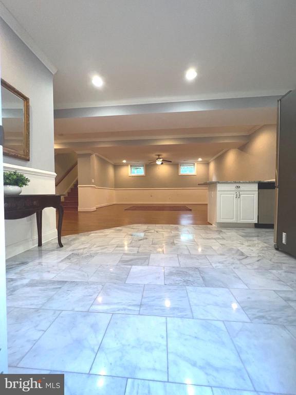 Foto del edificio - 7634 Shreve Rd