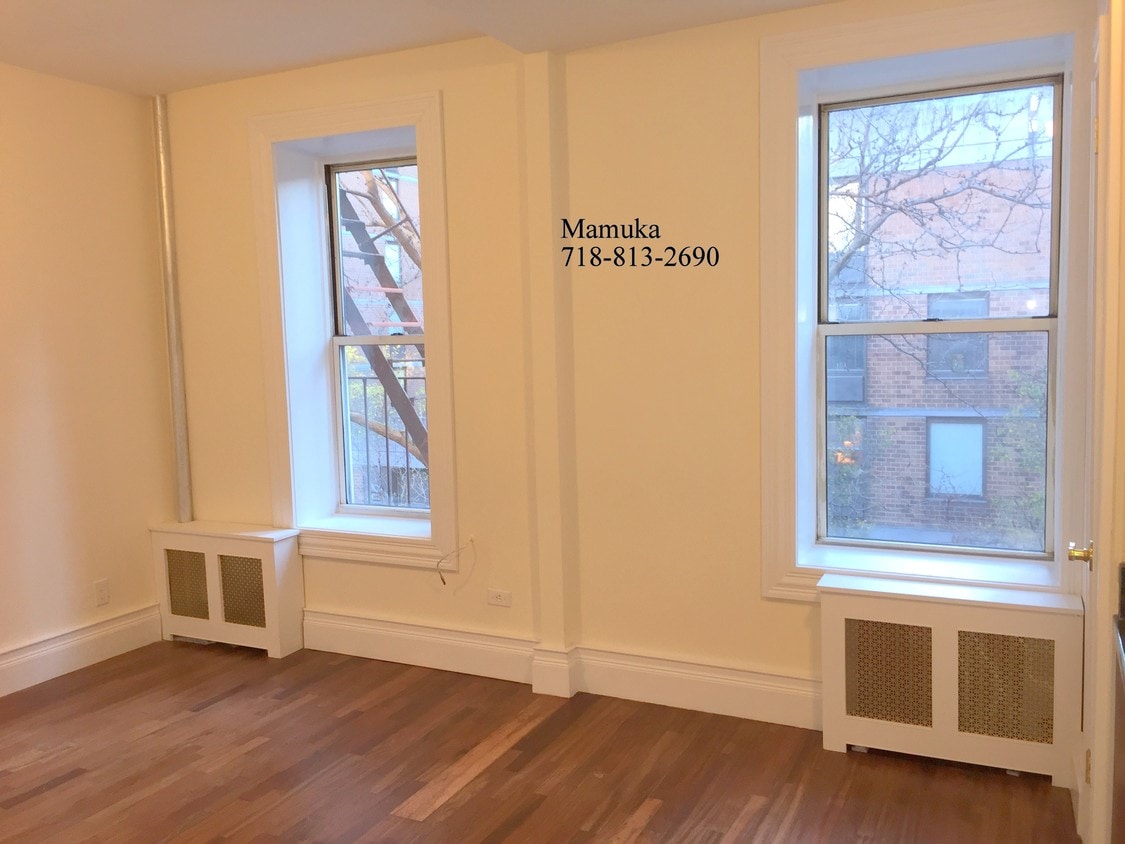 Primary Photo - 417 W 43rd St
