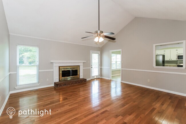 Building Photo - 4588 Swan Drive