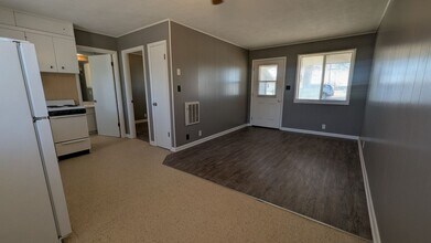 Building Photo - 1214 S Blake St