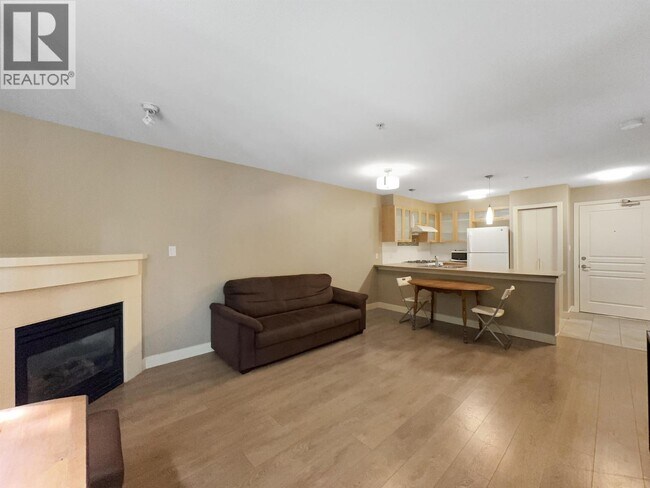 Photo du bâtiment - 9333 Alberta Rd