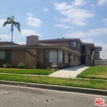 Building Photo - 2508 W El Segundo Blvd