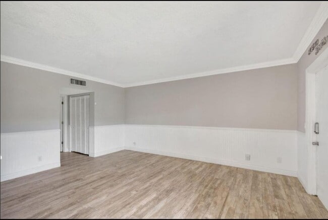 Foto del edificio - 4201 S Ocean Blvd