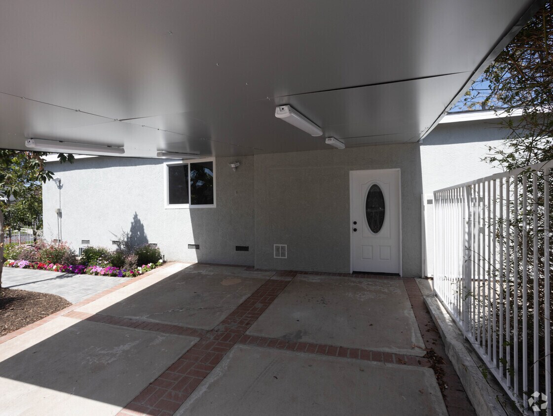 5836 Yarmouth Ave, Encino, CA 91316 5836 Yarmouth Ave Encino, CA