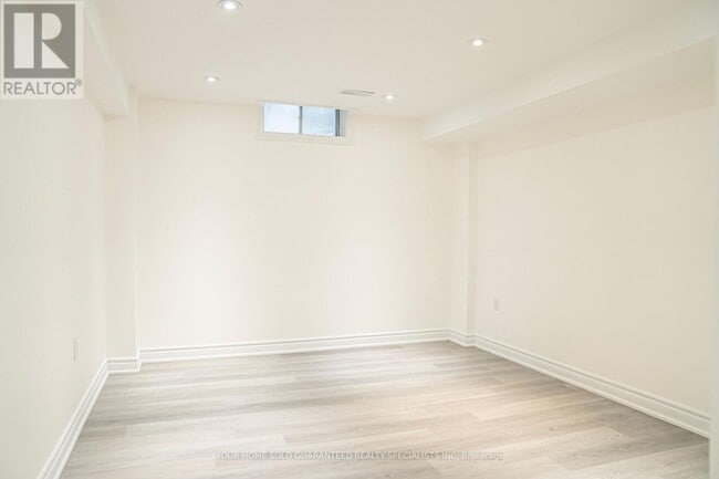 Building Photo - 29 Bloomfield Trail