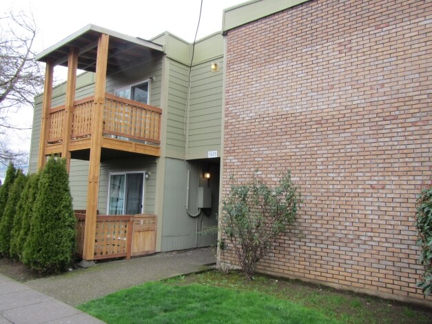Foto del edificio - Lombard Heights