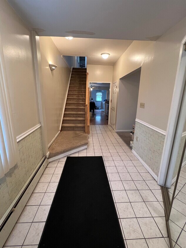 22 Wegman Ct Unit 1, Jersey City, NJ 07305 Condo for Rent in Jersey