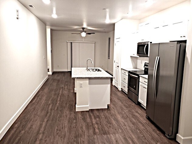 Building Photo - 13911 106th Ave E