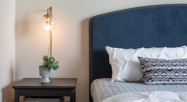 Building Photo - 19770 Clay Rd