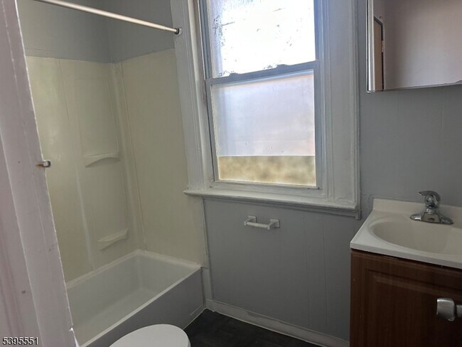 Foto del edificio - 98 Elm St