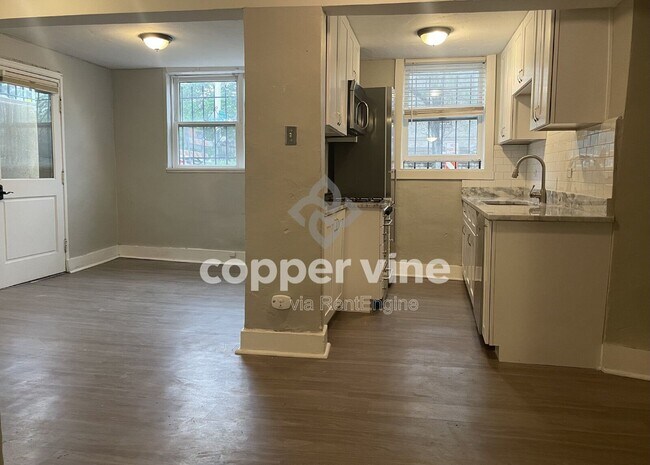 Photo - 146 Logan St Apartment