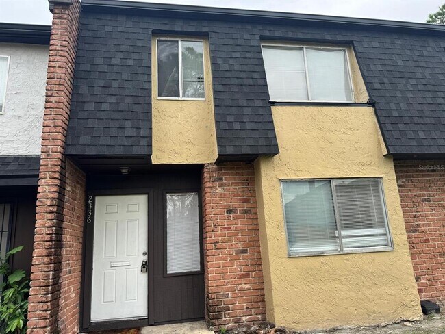 Foto del edificio - 2336 Huntington Green Ct
