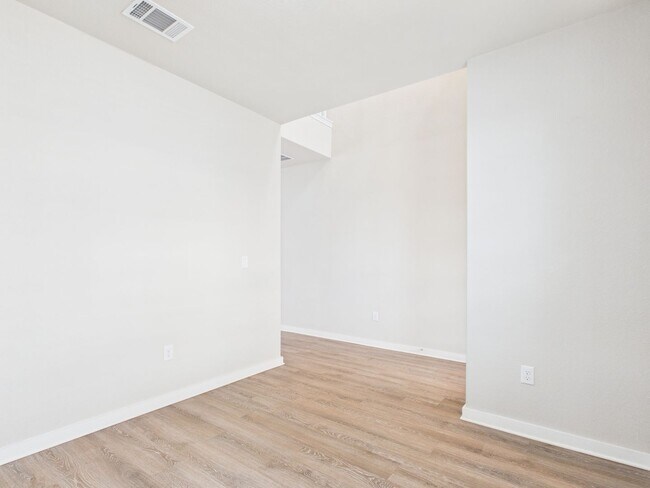 Foto del edificio - Beautiful Bar W Ranch Home – Hill Country Charm with Modern Comforts