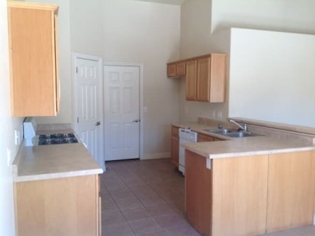 Foto del edificio - 3 Bedroom 2 Bathroom House