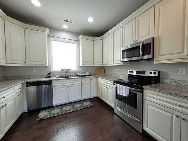 Building Photo - ACREDALE ESTATES