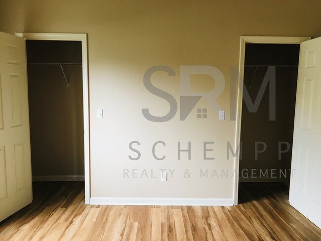 Foto del edificio - 421 S 27th St