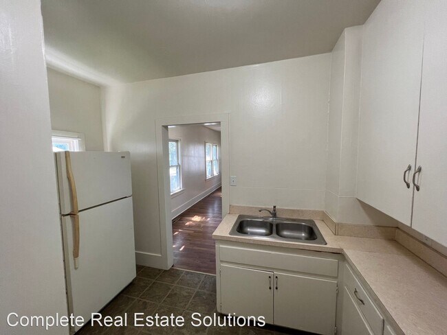 Foto del edificio - 2 br, 1 bath House - 218 W Spruce