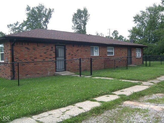 Foto del edificio - 3910 N Grand Ave