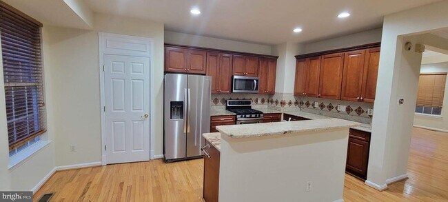 Foto del edificio - 2601 Tarleton Corner Dr