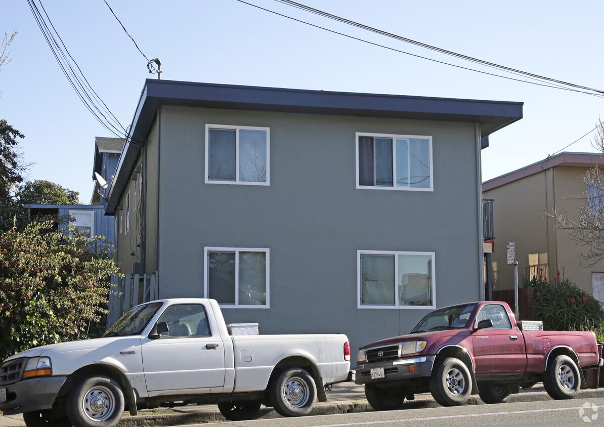 Foto del edificio - 2630 Macarthur Blvd
