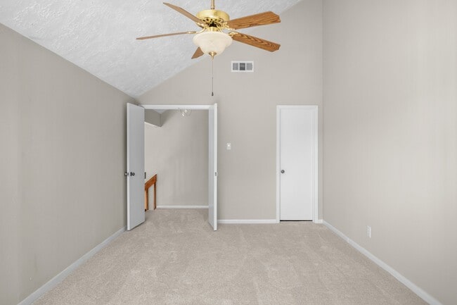 Foto del edificio - 705 Davis Rd