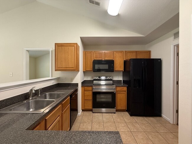 Building Photo - 1040 Treble Ct