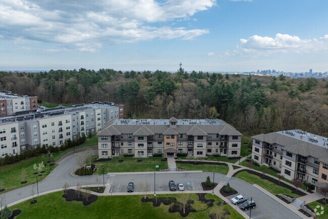Context - Sterling Hill Stoneham