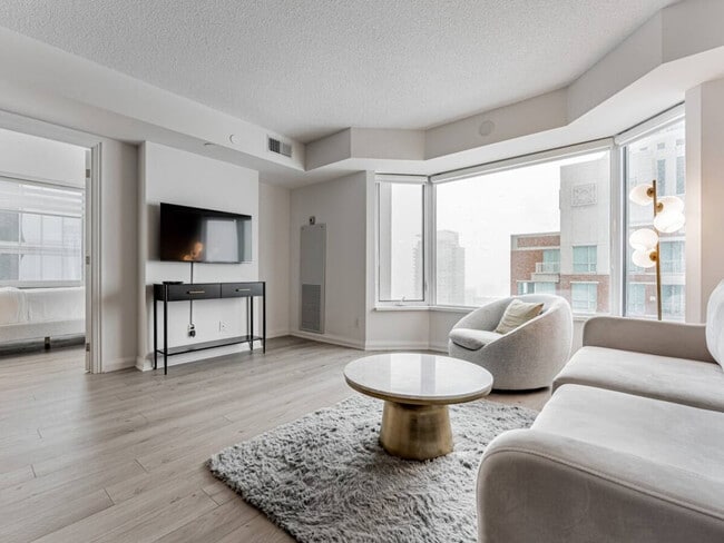 Building Photo - 55 Avenue Rd