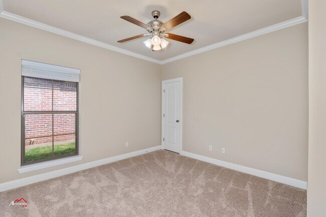 Building Photo - 313 Chancellorsville Ct