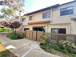 Building Photo - 22881 Hilton Head Dr